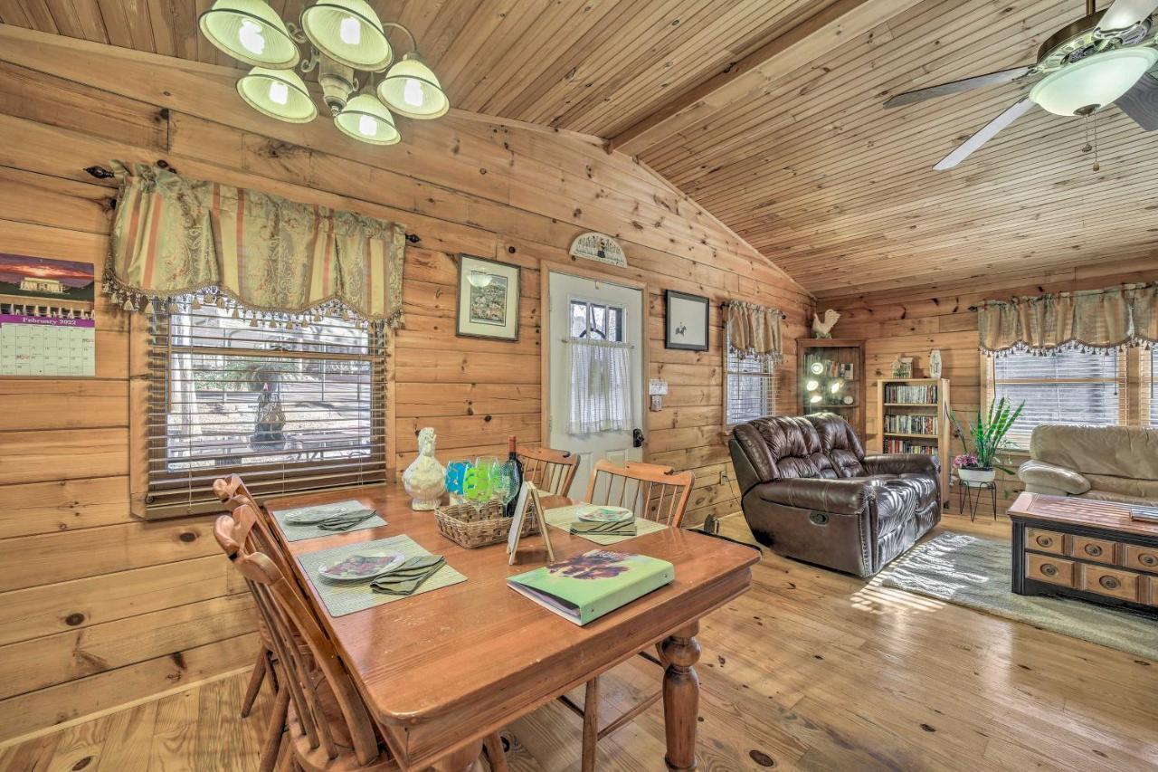 Franklin Cabin With Porch Near Hiking And Waterfalls! Exterior photo